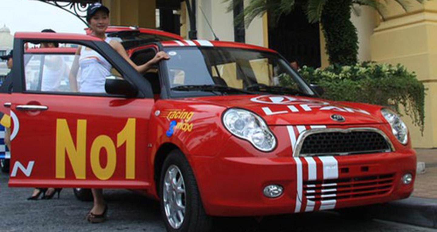 Nghịch lý thị trường ôtô Việt Nam Khi xe rẻ… không rẻ